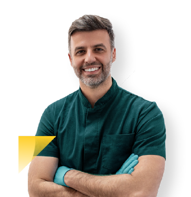 hombre feliz de usar los servicios de odontologia colsubsidio