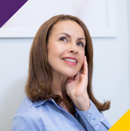 paciente feliz despues de blaferoplastia