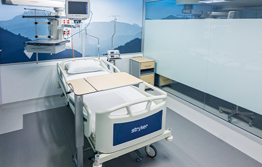 unidad de cuidados intensivos de la clinica oncologica 127