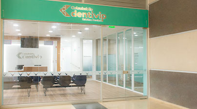 Fachada dentivip gran plaza soacha