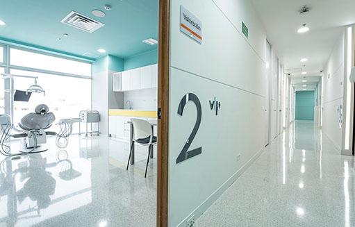 pasillo y consultorio dentivip soacha